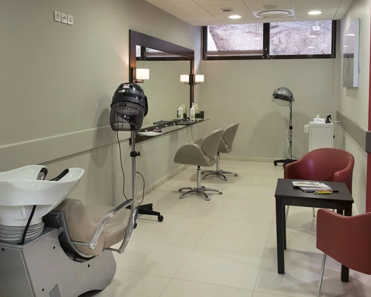 résidence senior sète coiffeur