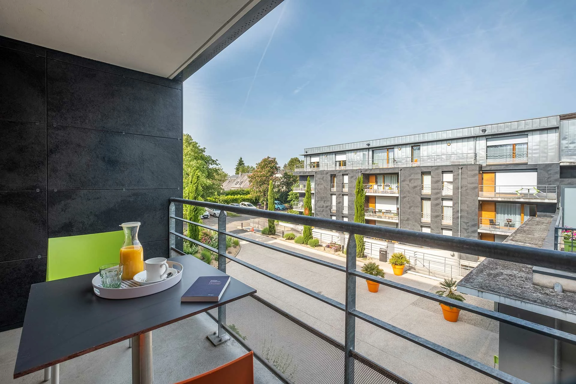 residence-domitys-amboise-balcon.jpg