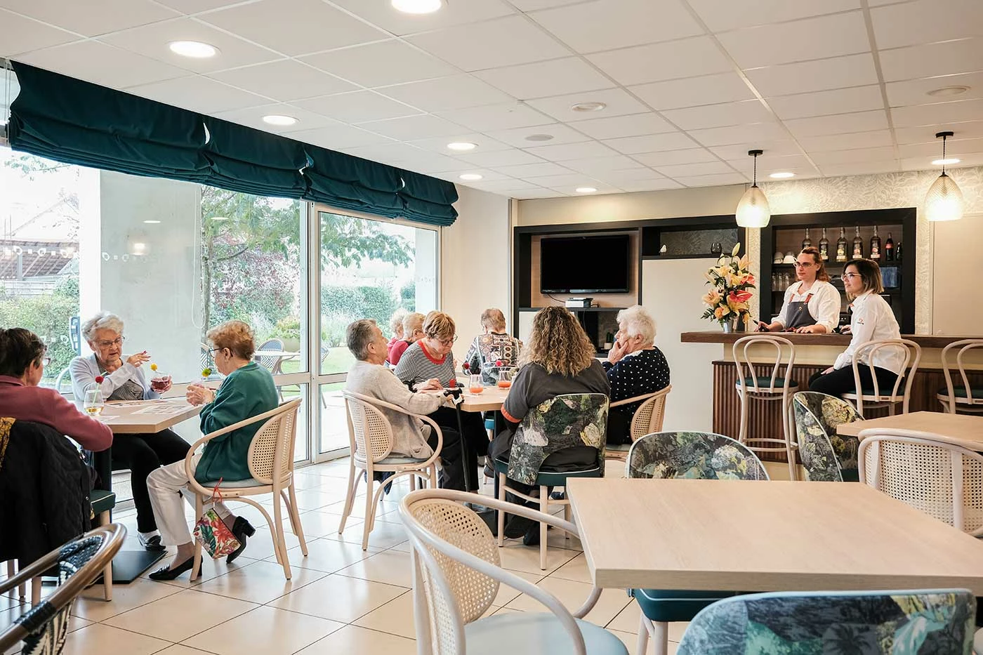 résidence senior Vierzon bar