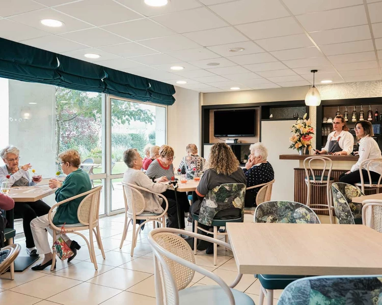 résidence senior Vierzon bar