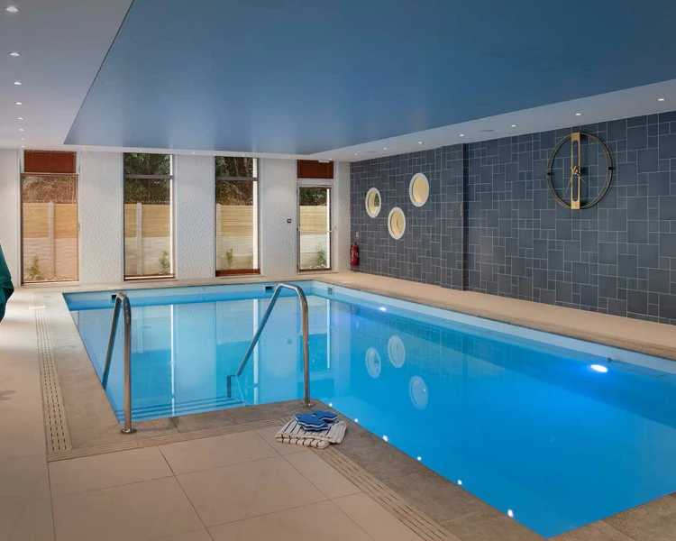 résidence senior brest piscine