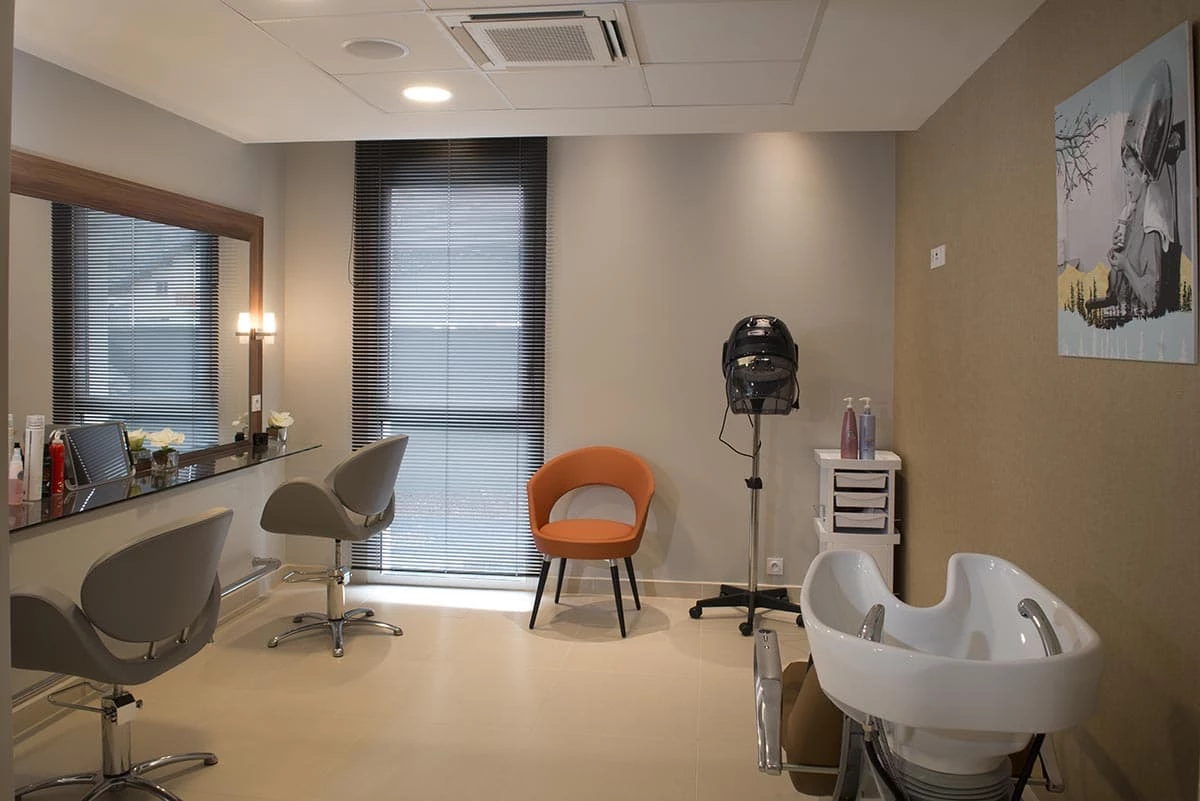 résidence senior albertville coiffeur