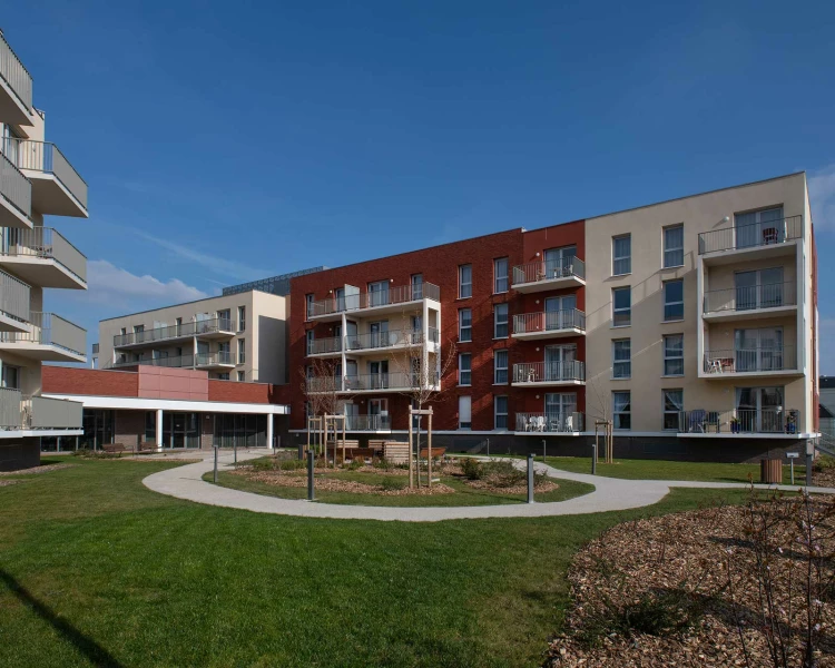 residence-senior-hazebrouck-exterieur.jpg