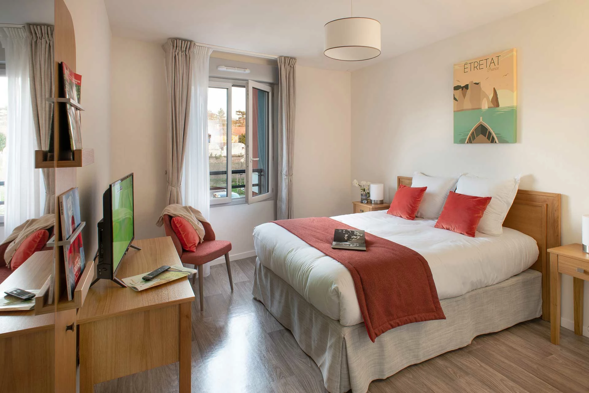residence-senior-saint-aubin-les-elbeuf-chambre.jpg