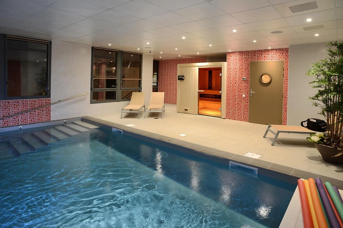 résidence senior saint-doulchard piscine