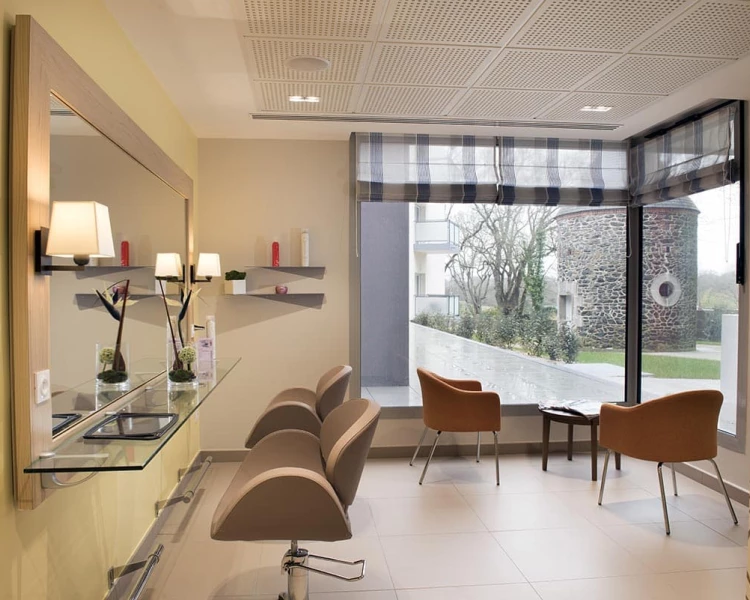 résidence senior saint-nazaire coiffeur