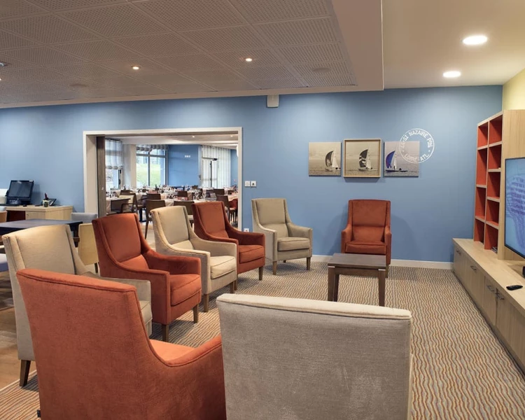 résidence senior saint-nazaire salon