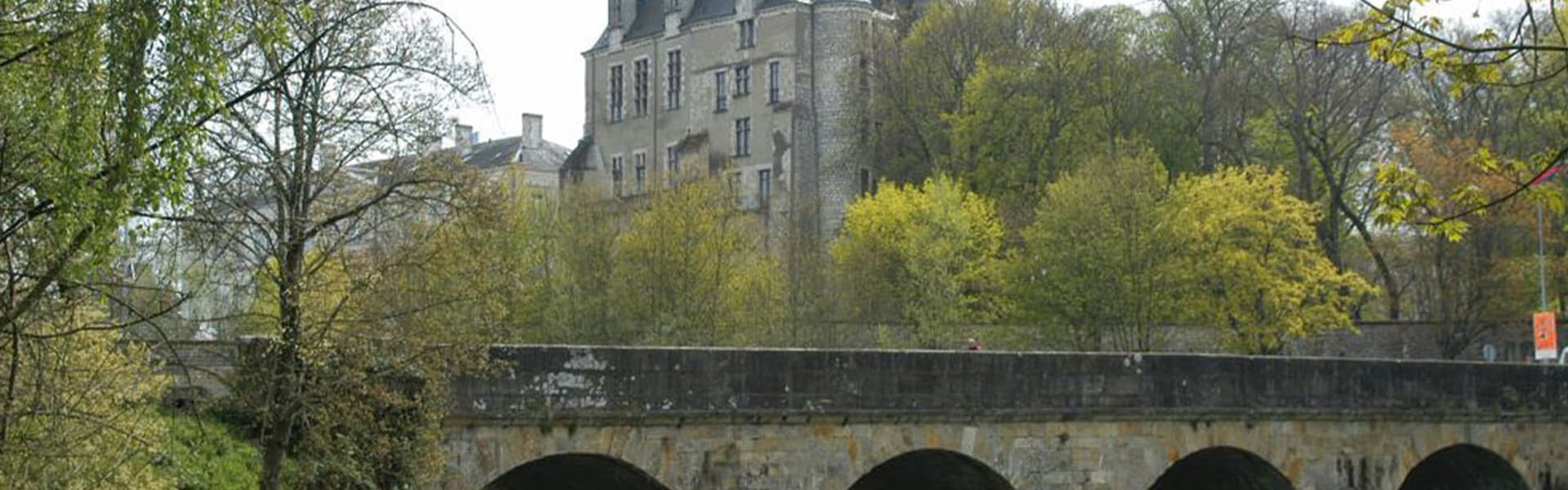 résidences services seniors Domitys dans le département d'Indre-et-Loire