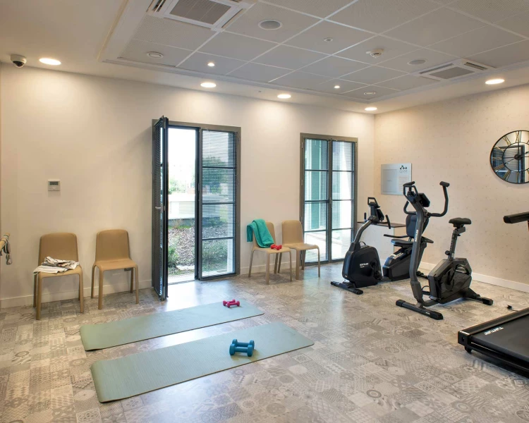 residence-senior-domitys-salle-de-sport.jpg