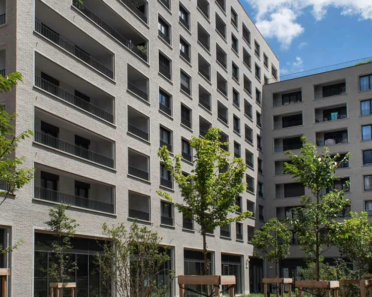 residence-senior-lyon-lamanufacture-exterieur.jpg