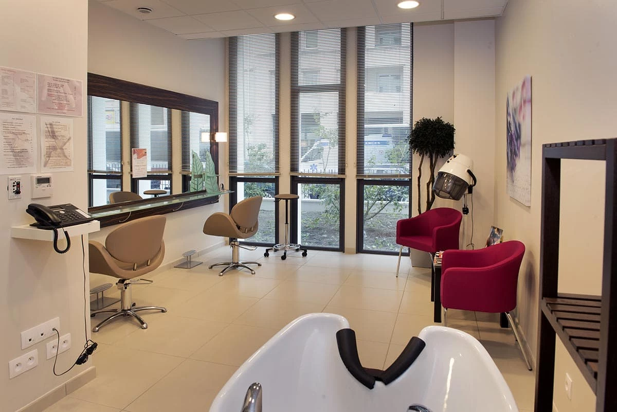 résidence senior lyon coiffeur