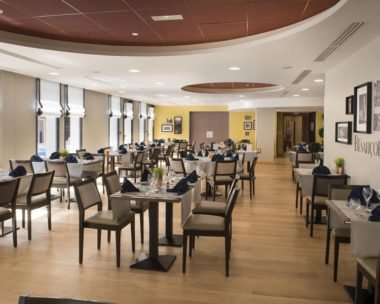 résidence senior besançon restaurant