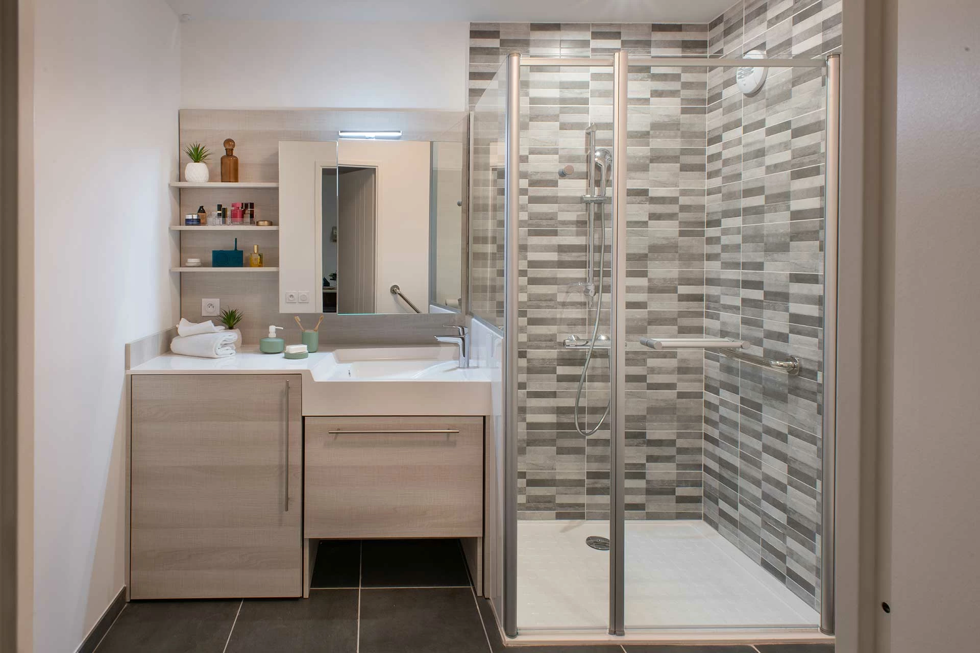 residence-senior-domitys-salle-de-bain.jpg