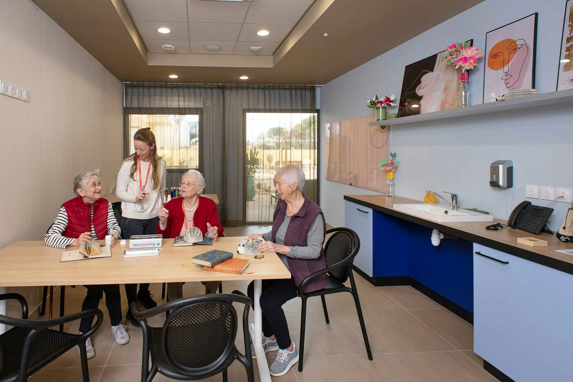 residence-senior-uzes-atelier.jpg