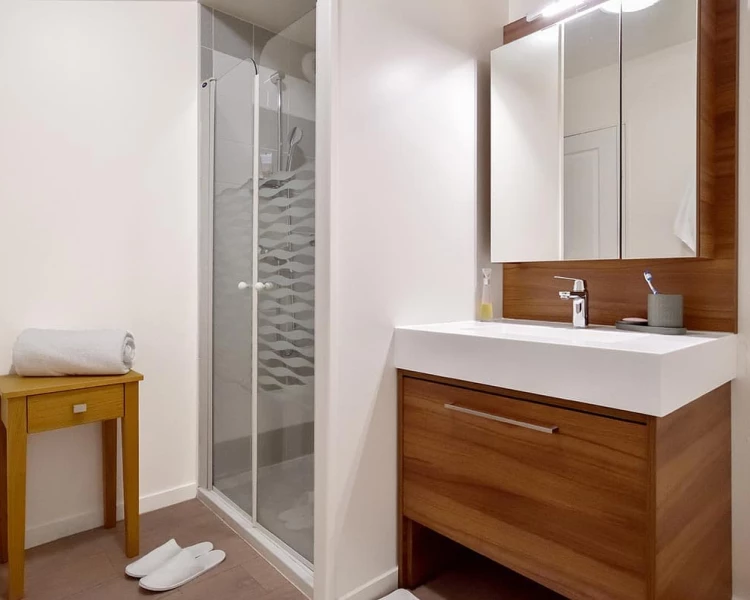 résidence senior montluçon salle de bain