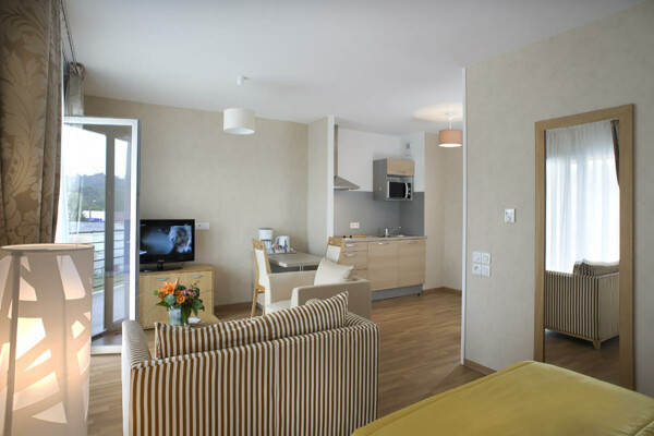 residence-senior-orthez-sejour.jpg