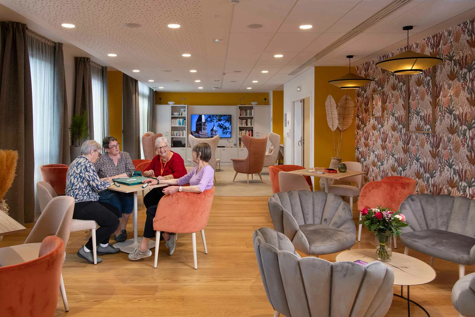 residence-senior-cherbourg-salon.jpg