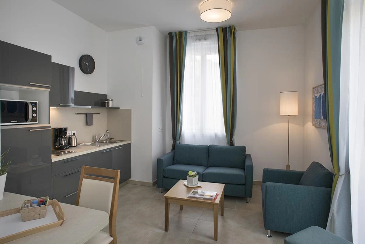 résidence senior saint-raphaël séjour