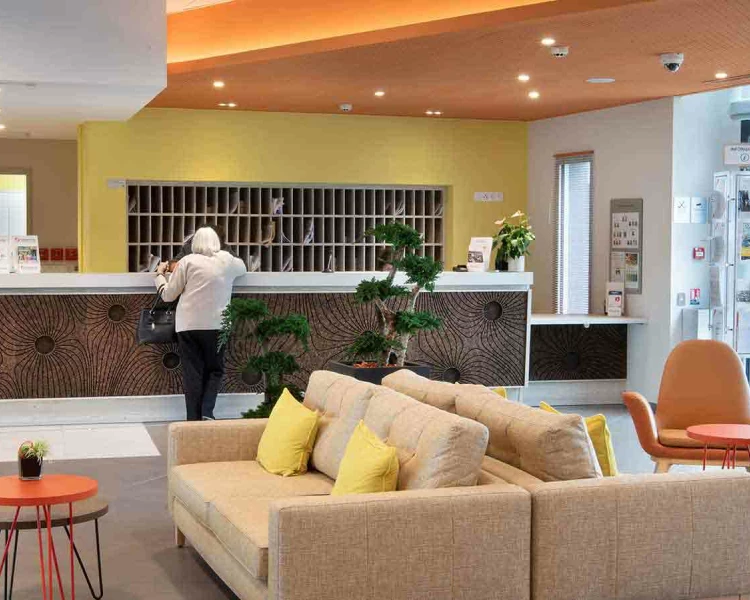 residence-senior-agen-accueil.jpg