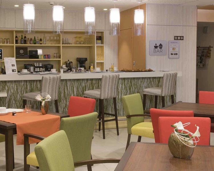 residence-senior-angers-bar