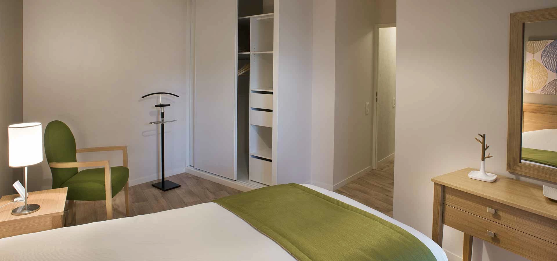 residence-senior-auxerre-chambre