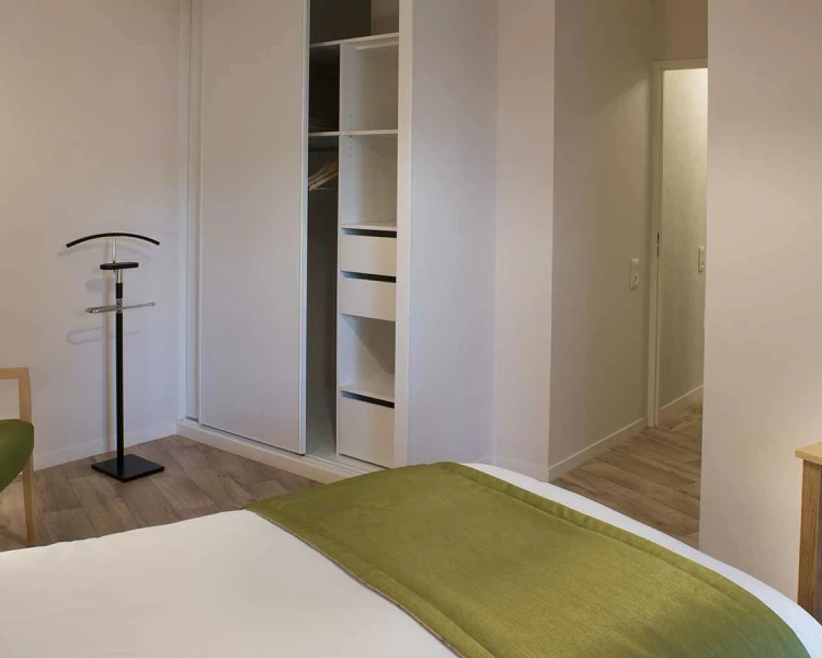 residence-senior-auxerre-chambre