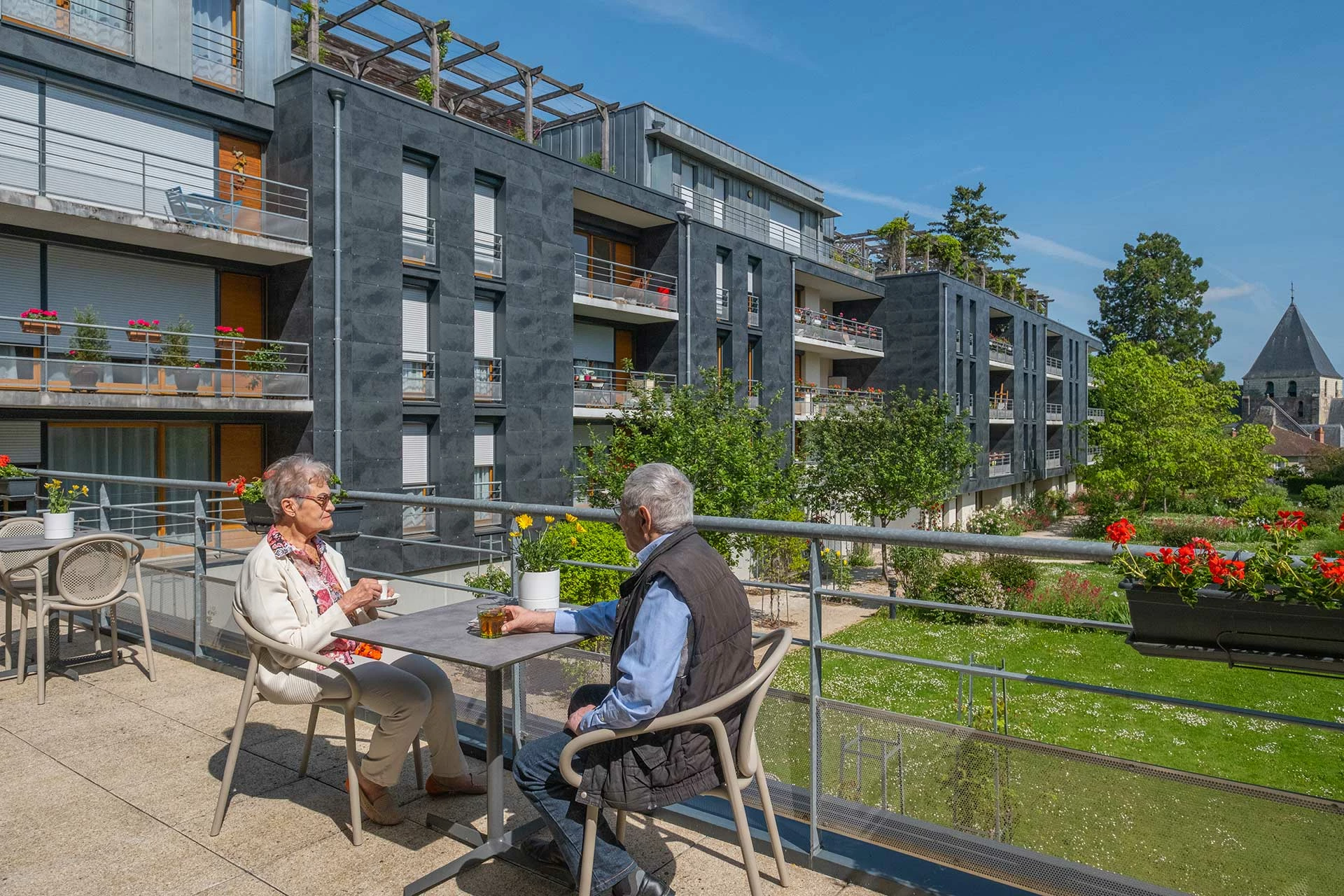 residence-domitys-amboise-terrasse.jpg