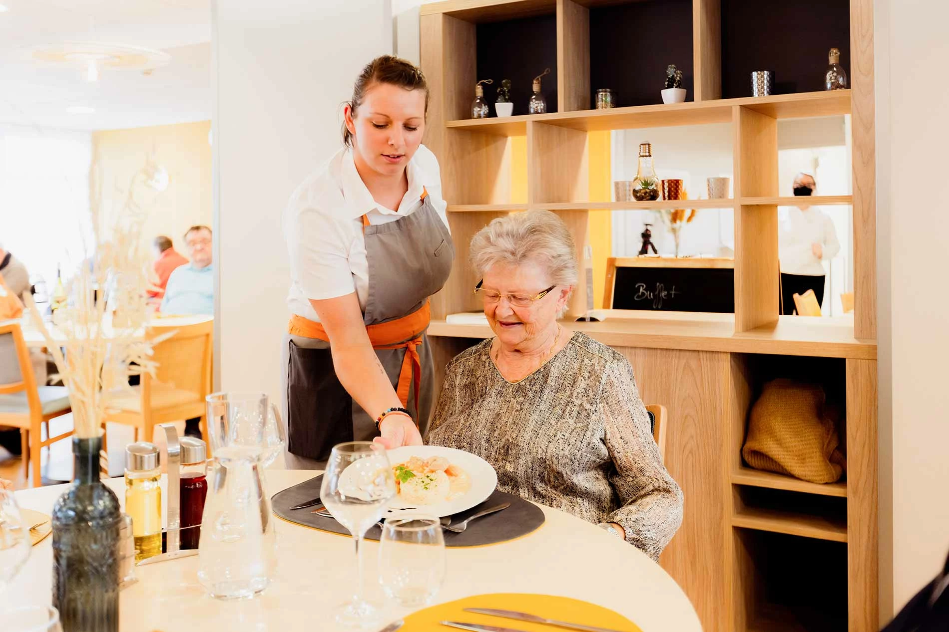 residence-senior-bayeux-restaurant
