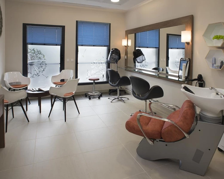 résidence senior bordeaux coiffeur