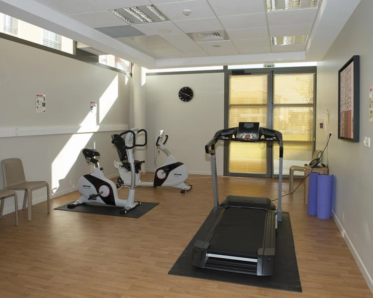 residence-senior-cavaillon-fitness.jpg