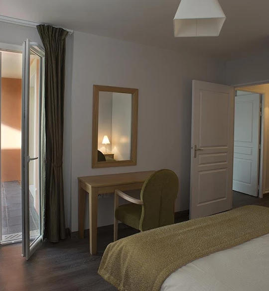 residence-senior-cavaillon-chambre.jpg