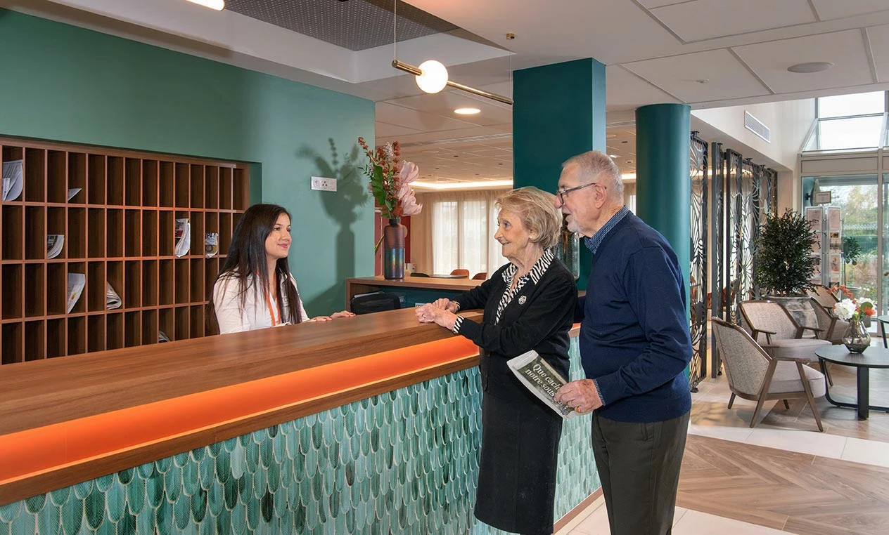 residence-senior-domitys-accueil.jpg