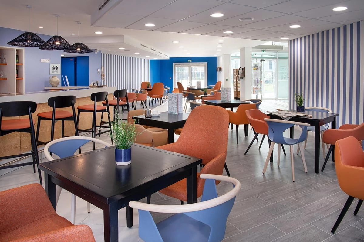 résidence senior nantes bar