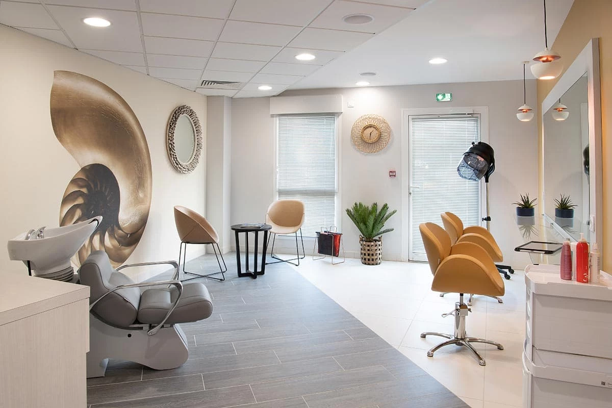 résidence senior nantes coiffeur
