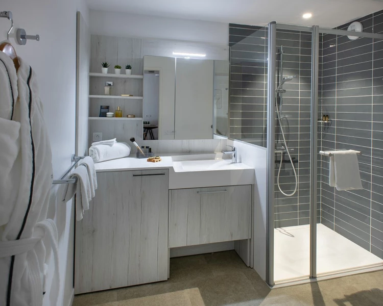 residence-senior-domitys-salle-de-bain.jpg
