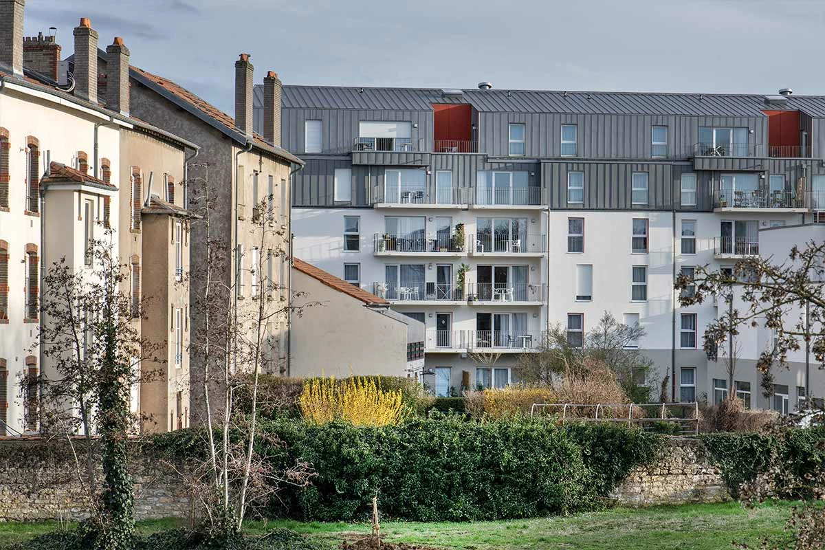 residence-senior-nancy-cristalin-exterieur.jpg