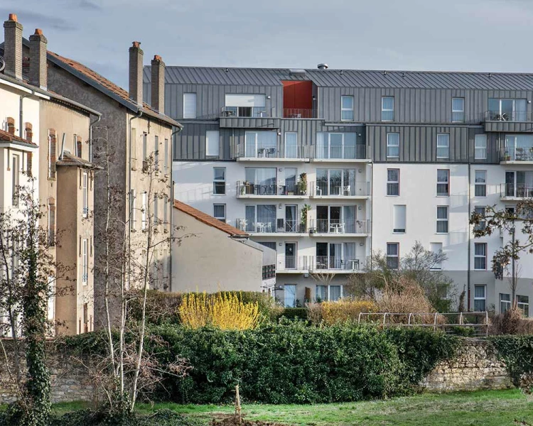residence-senior-nancy-cristalin-exterieur.jpg