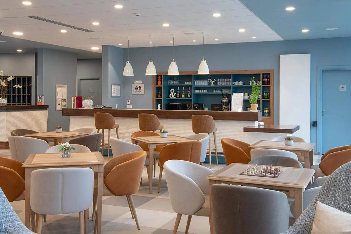 résidence senior briancon bar