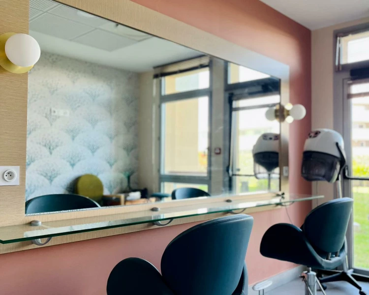 photo salon coiffure.jpg