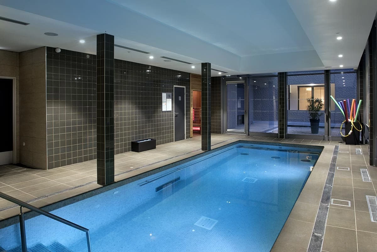 résidence senior nîmes piscine