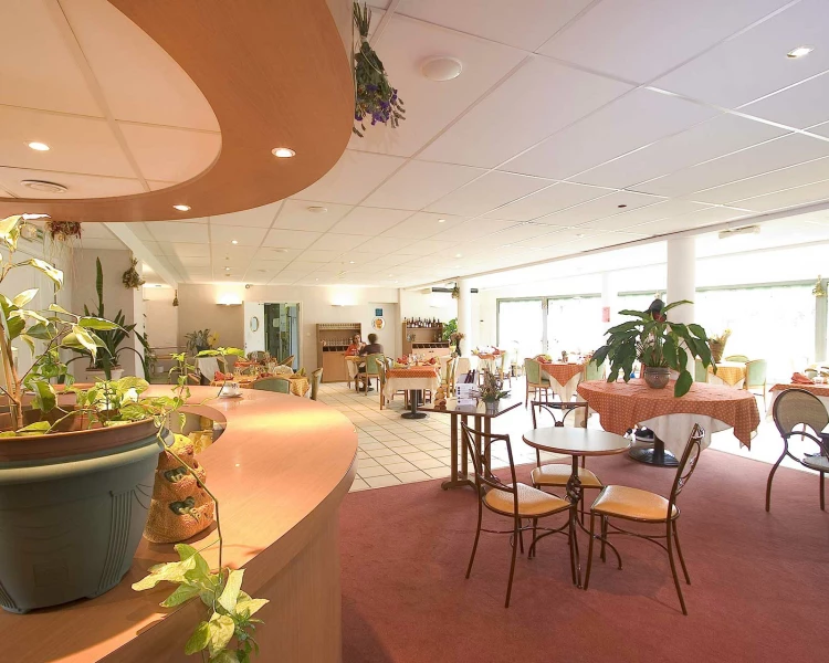 residence-senior-domitys-restaurant.jpg