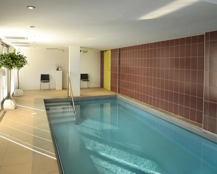 résidence senior cambrai piscine