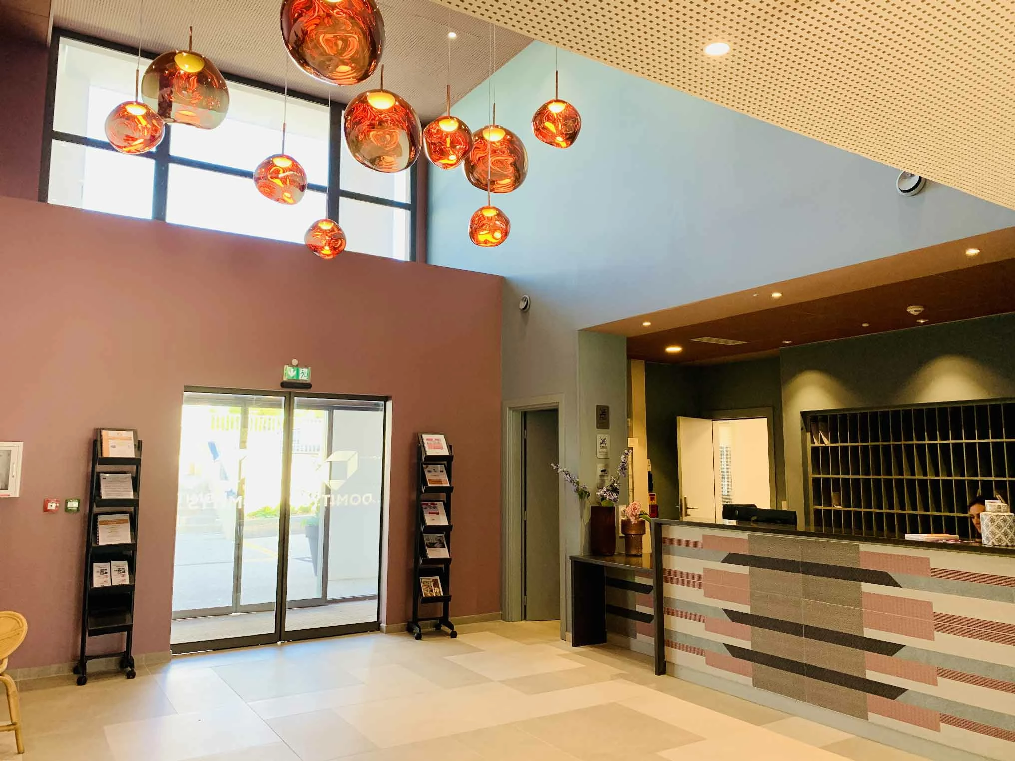 residence-senior-domitys-accueil.jpg