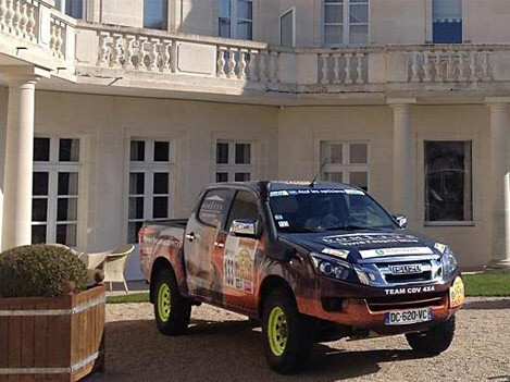 DOMITYS célèbre la journée de la Femme le 8 mars à 15h et présente son équipage pour le RALLYE AICHA DES GAZELLES