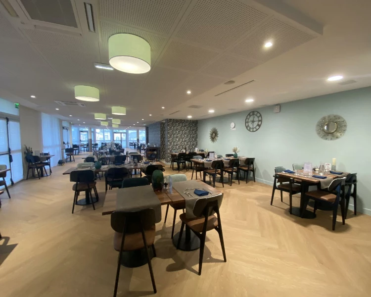 residence-senior-vernouillet-restaurant.jpg