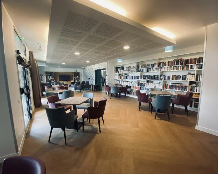 residence-senior-vernouillet-salon.jpg