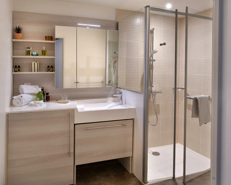 residence-senior-domitys-salle-de-bain.jpg