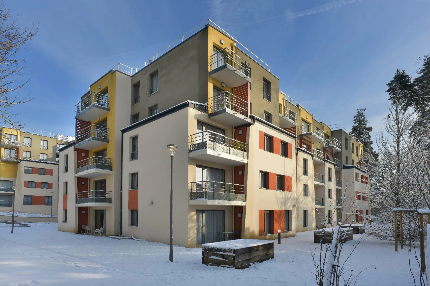 residence-senior-soissons-exterieur.jpg