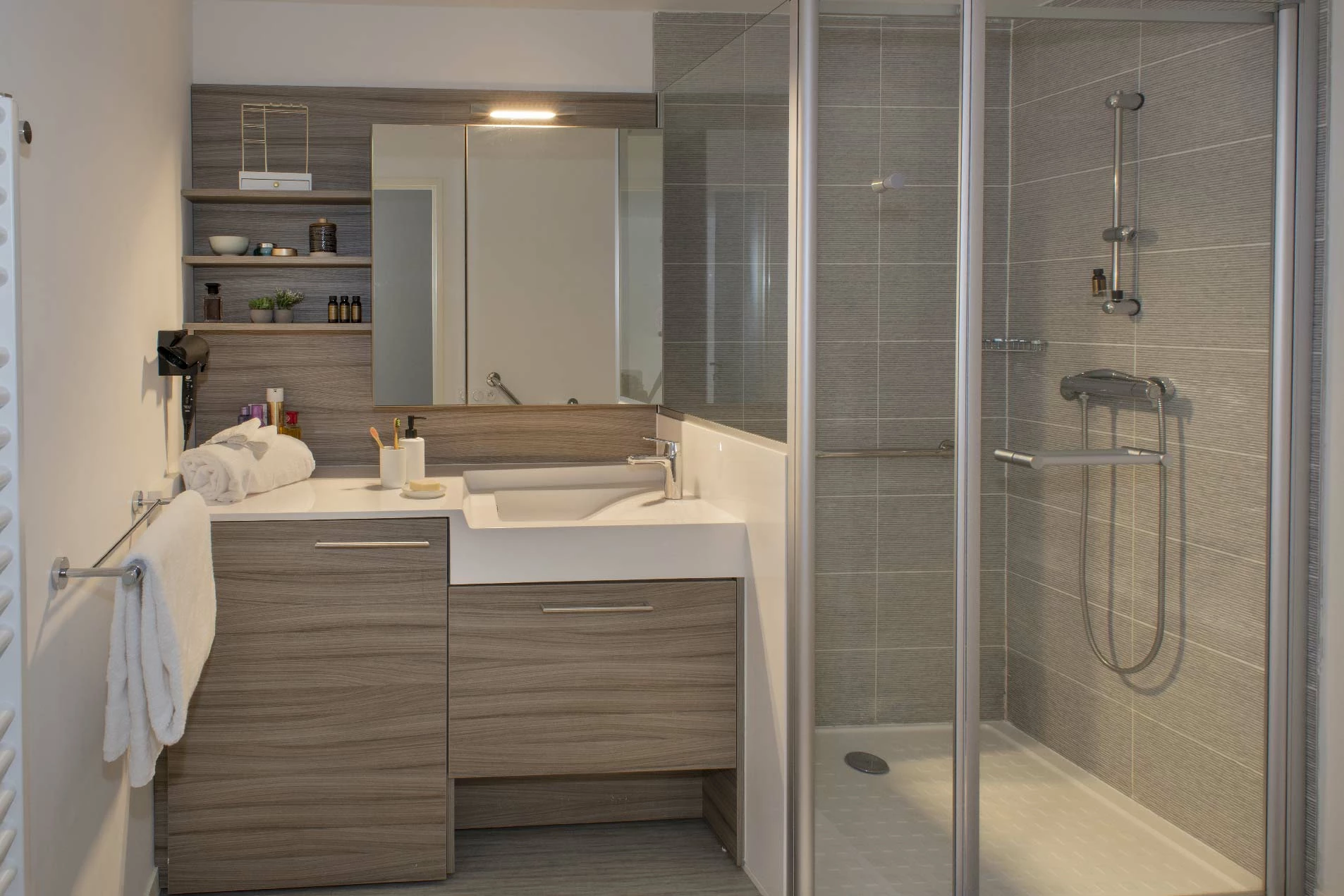 residence-senior-domitys-salle-de-bain.jpg
