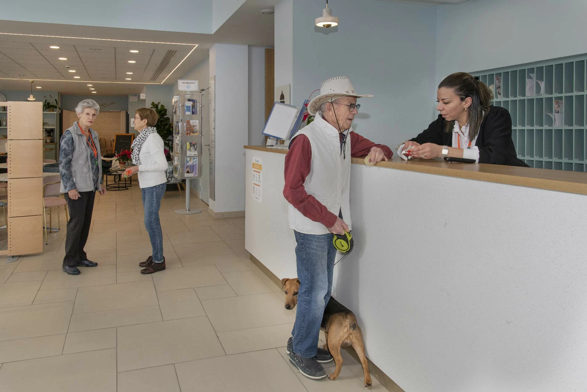 residence-senior-domitys-accueil.jpg